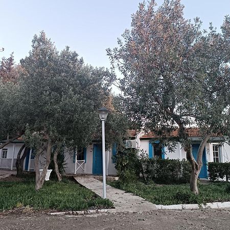 Teos Ormanci Tatil Koyu Hotel Seferihisar Exterior foto