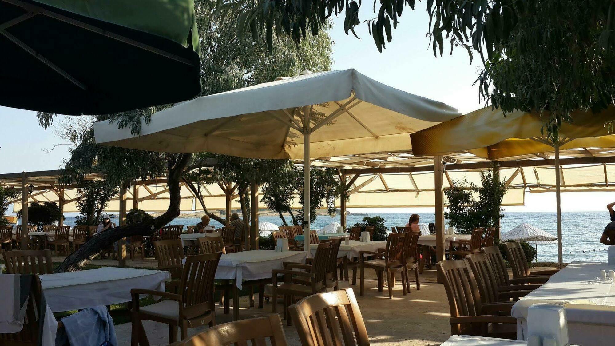 Teos Ormanci Tatil Koyu Hotel Seferihisar Exterior foto