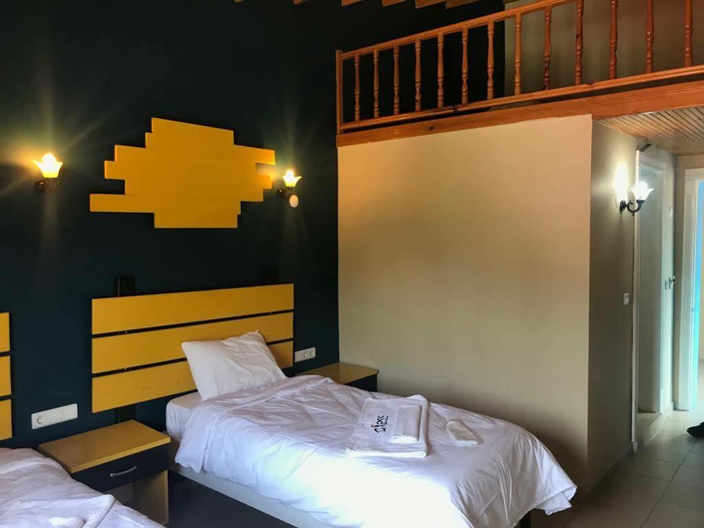 Teos Ormanci Tatil Koyu Hotel Seferihisar Exterior foto