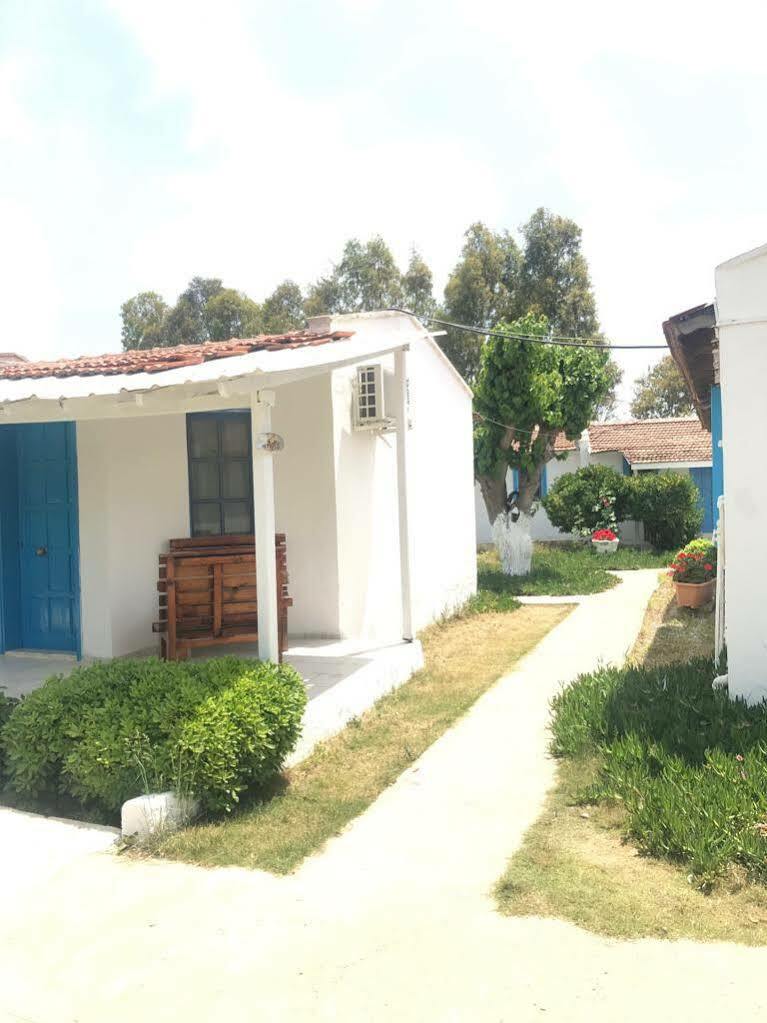 Teos Ormanci Tatil Koyu Hotel Seferihisar Exterior foto